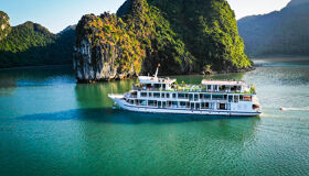 “Capture the luxurious beauty of Halong Bay’s landmarks on Sapphire Cruise